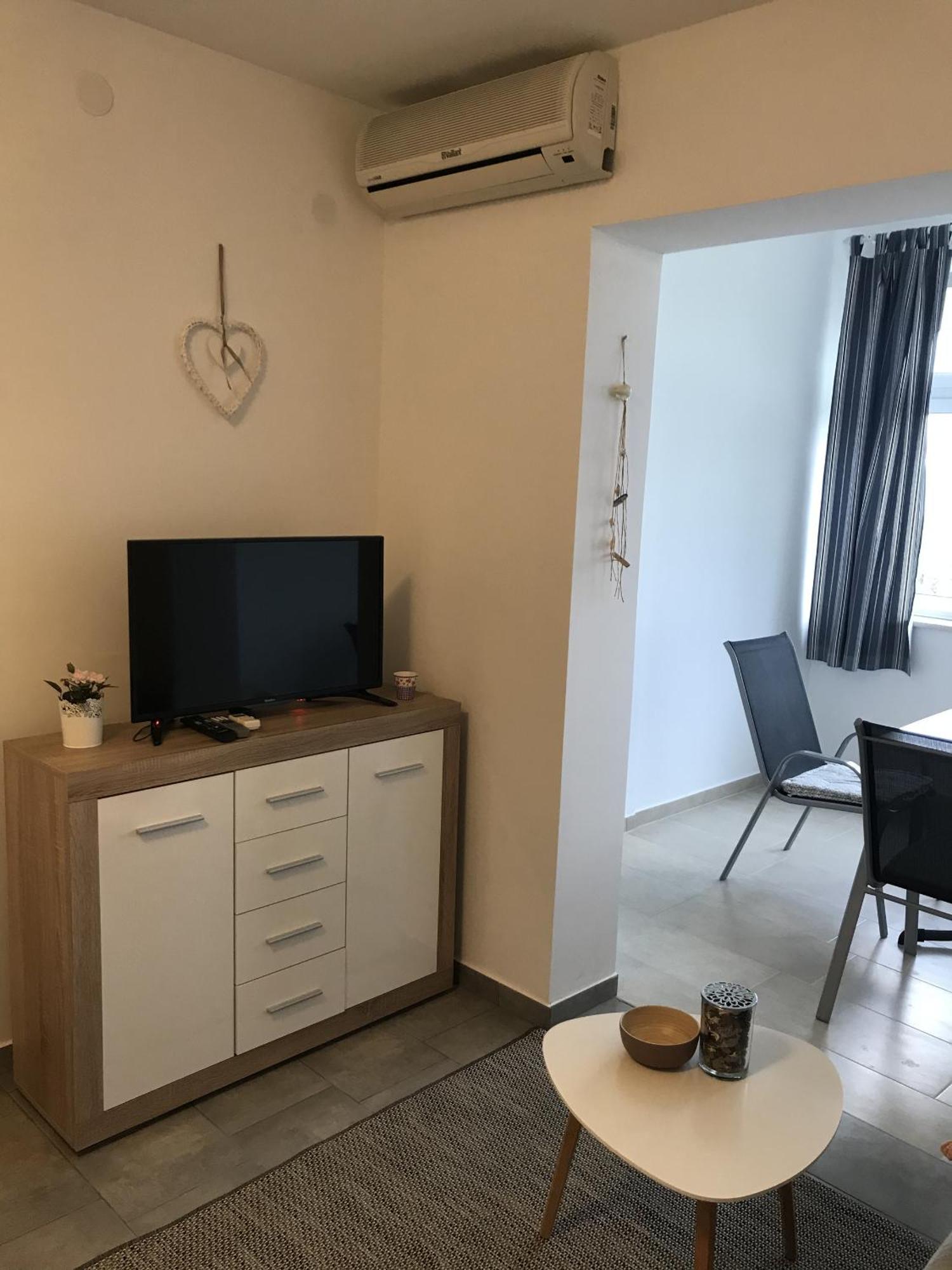 Apartments By The Sea Tucepi, Makarska - 2699 Habitación foto